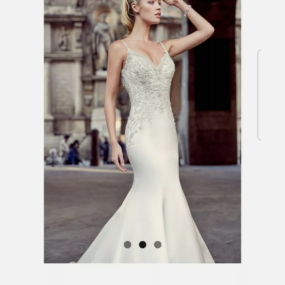 Eddy K Wedding dress with removable train  2pcs. Free veil